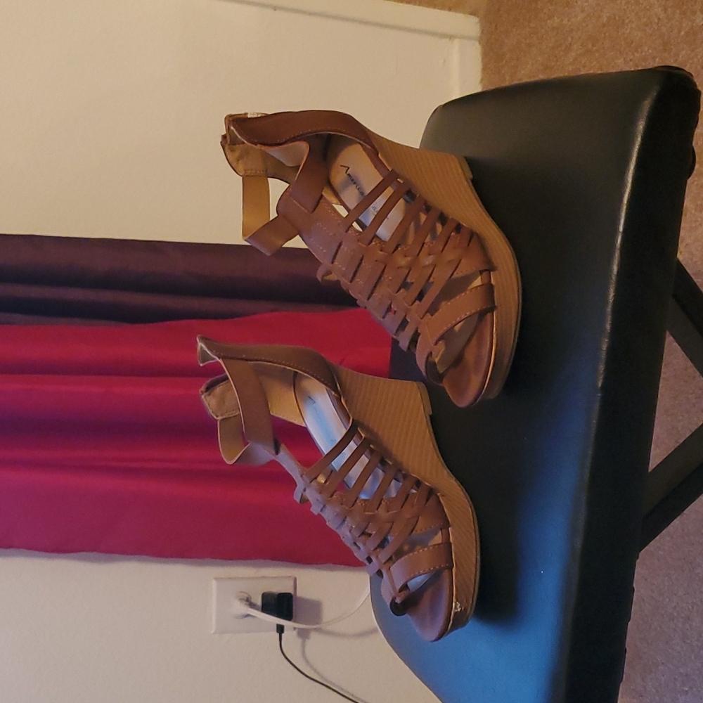 American Eagle platform wedges